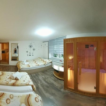 צ'רקנו Apartma Na Ravnicah מראה חיצוני תמונה
